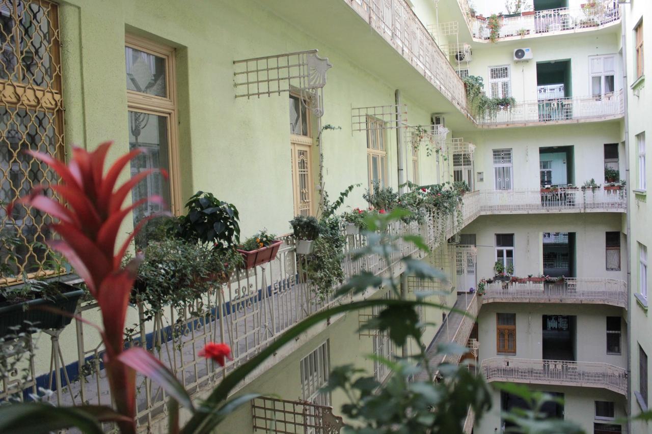 Charming And Unique Apartment With Balcony By The Great Synagogue Budapest Kültér fotó